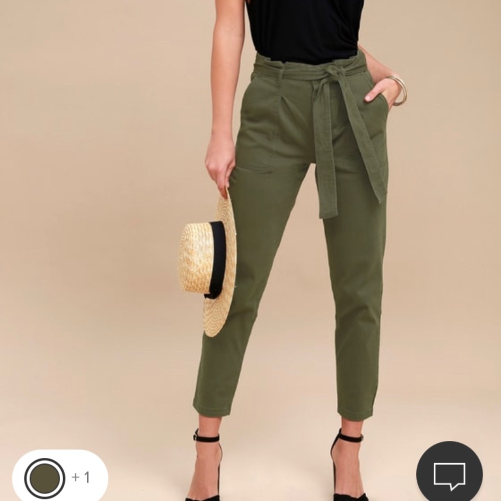 Lulu’s Leo Olive Green Tie Waisted Cropped Pants